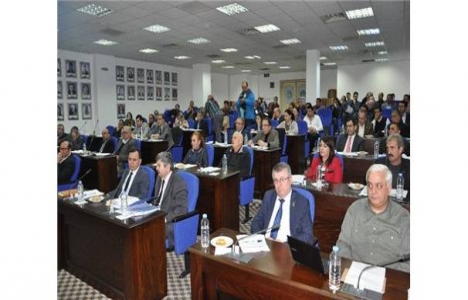 Edremit Zeytinli'de belediyeye ait bina kütüphane olacak!