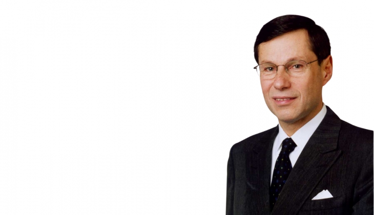 Dr. Cem M. Kozlu kimdir?