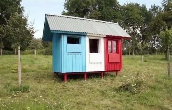 Prag'ta 3 saatte ev inşa edildi!