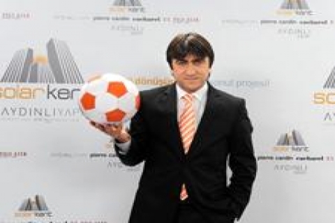 Rıdvan Dilmen Solarkent'in reklam yüzü oldu!