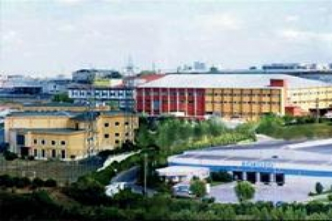 Fabrikalar yeşil alanda kalınca bankalar gardını aldı