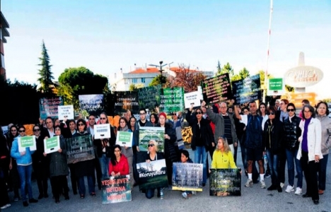 Üsküdar'da ruhsatlı cami inşaatına engel!