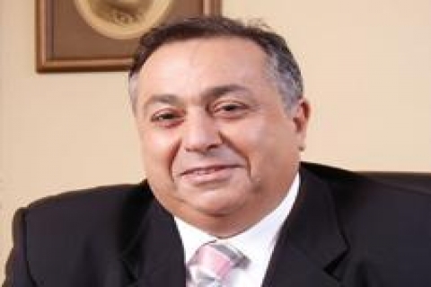 Nazmi Durbakayım: TOKİ arsa göstersin, ucuza konut satalım