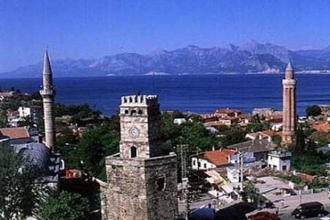 Antalya Demre'de 2.1 milyon TL'ye icradan satılık iki ev!