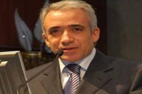 Ahmet Ertürk: Şirketleri Halis Toprak'a veremeyiz