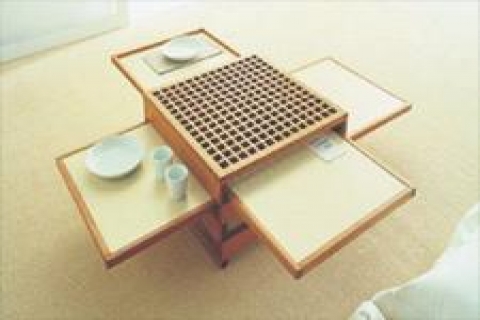 Evlerde yemek masalarının yerini orta sehpalar aldı