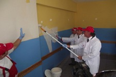 Dyo Boya, Gebze'deki 41 ilköğretim okulunu yeniliyor!