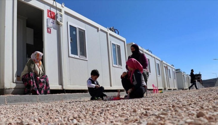 Depremzedeler konteyner kentlerde kış şartlarıyla mücadele ediyor!
