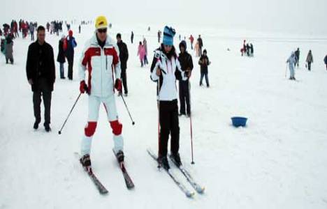 Küpkıran Kayak Tesisi'nde kayak sezonu açıldı! 