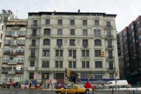 İKSV, Deniz Palas'a taşındı