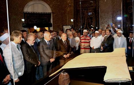 Hırka-i Şerif ziyarete açıldı!