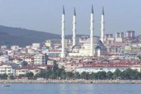 Maltepe'de satılık iş merkezi!