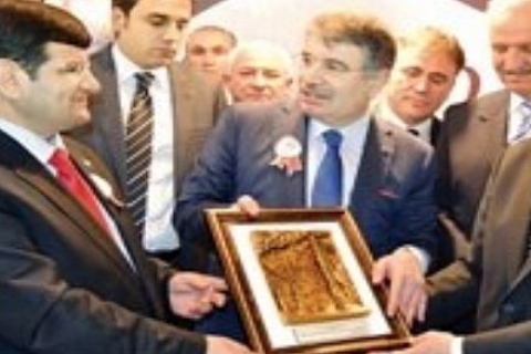 İdris Naim Şahin: Gümüşhane cazibe merkezi oldu!