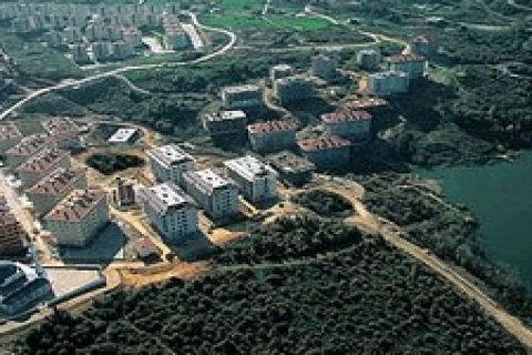 Emlak Konut, TOKİ'nin Zekeriyaköy'deki 34 taşınmazını 225.3 milyon TL'ye alacak