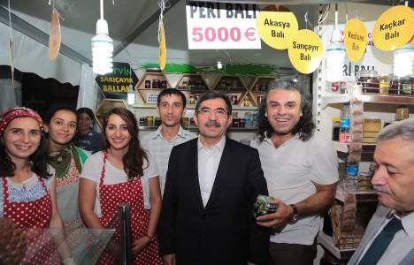 İdris Güllüce Ümraniye Meydan'ını gezdi!