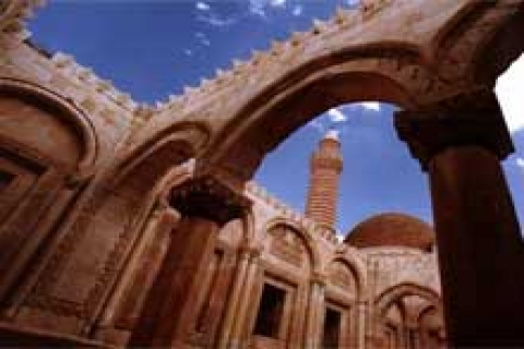 Türk mimarisi ve şehirciliği kurultayda masaya yatırıldı