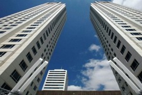 Selenium Twins 'te 1 milyon 100 bin dolara 3+1!