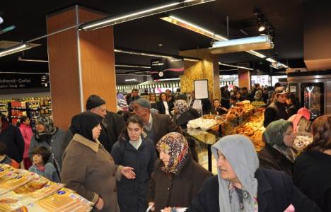  İSMAR Eskişehir Emek mağazasını hizmete açtı!