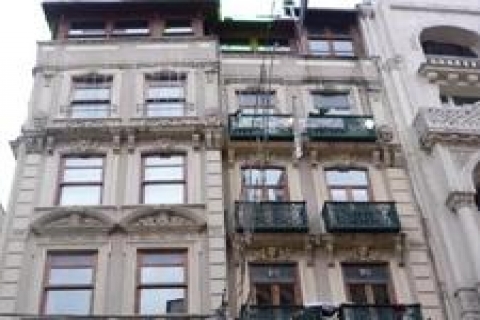 'Mısır Apartmanı müze olsun' imza kampanyası