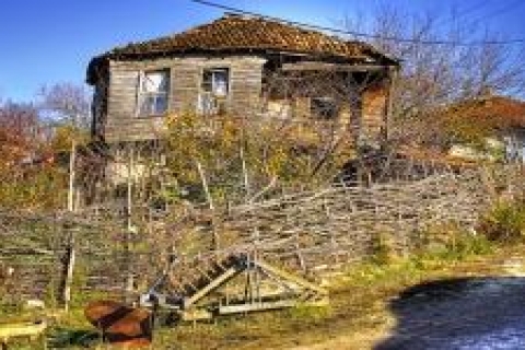 Kırsal köy evleri tehlike arz ediyor