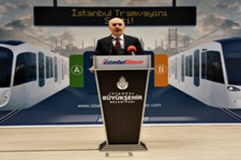 İstanbullular tramvayını seçti!