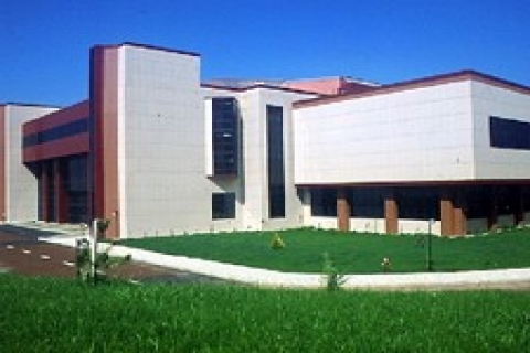 TOKİ Başakşehir'de ticaret, turistik ve kültür merkezi yaptıracak!