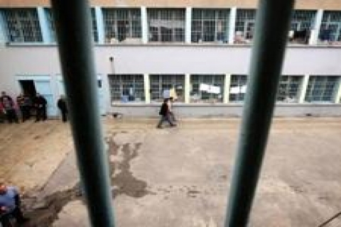 İzmir cezaevi gelecek yıl açılacak