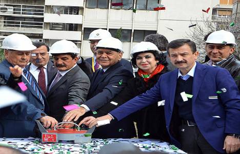  İzmir'de 11 katlı tam otomatik otopark için temel atıldı! 