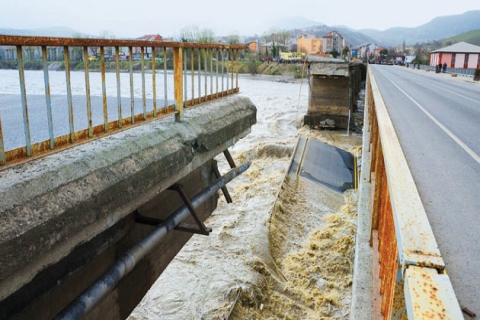  Zonguldak'da felakete sebep olan köprü yeniden inşa edilecek!