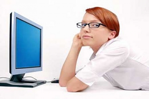 İcralık konut ve arabaları takip edip komisyonla satıyorlar!