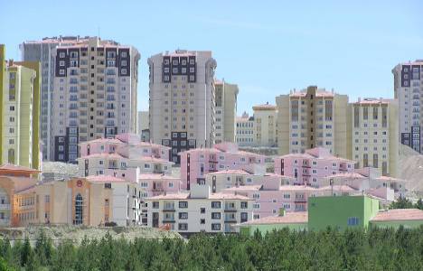 Taşınmazı olan yabancıların kısa dönem izni uzatılabiliyor!