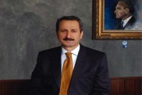 Zafer Çağlayan'dan 'vergi indirimi sürecek' sinyali