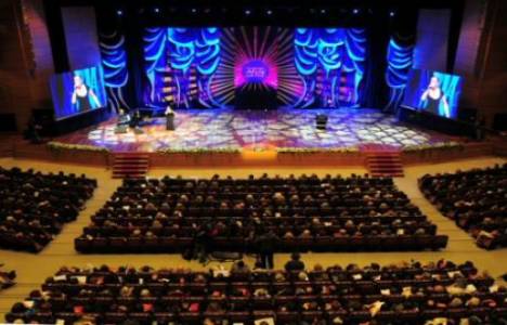 Lütfi Kırdar en iyi kongre merkezi seçildi!