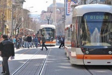 Eskişehir'de belediye 2 bin TL'ye restoran kiralıyor!