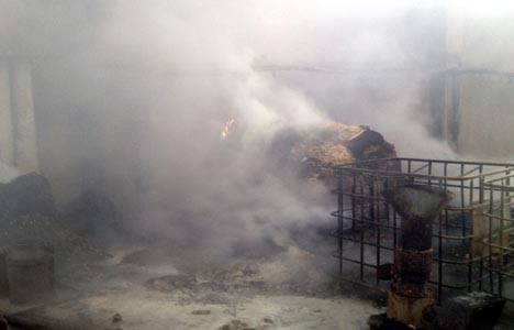 Kütahya Gediz'de fabrika yangını!