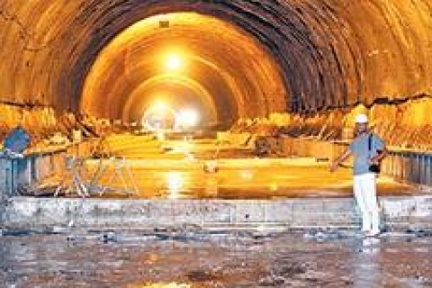 İzmir Üçyol-Üçkuyular metro hattı ihalesini CRS aldı!