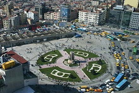 Taksim Platformu, yayalaştırma projesi için yarışma açılmasını istiyor!