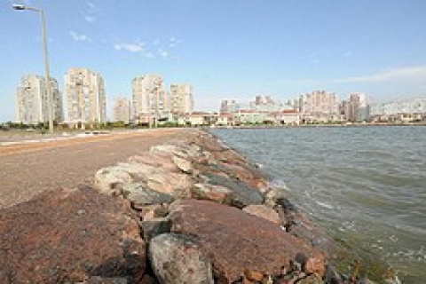 İzmir Mavişehir sahiline 2 milyon liraya set yapıldı!