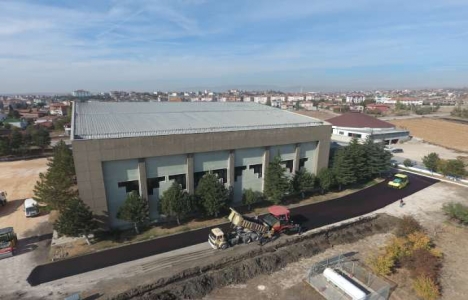 Suluova Stadyumu çevresinde asfalt çalışmaları başladı!