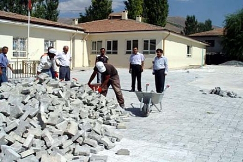 İstanbul Zeytinburnu, Bahçelievler ve Bakırköy'de okul binası onarım ve tadilat işi yaptırılacak!