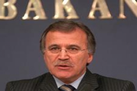 Mehmet Ali Şahin villa almadığını söyledi!