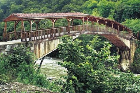 Bulut İnşaat 1 milyar TL'ye Esenyurt'ta 37 katlı kule yapacak!