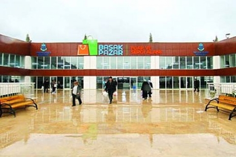 Başakşehir'e beş yıldızlı halk pazarı!