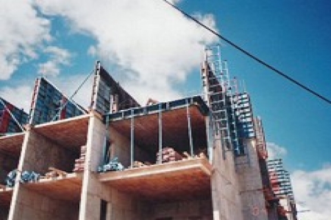 Avrupa'yı mali kriz vurdu, inşaatlar durdu!