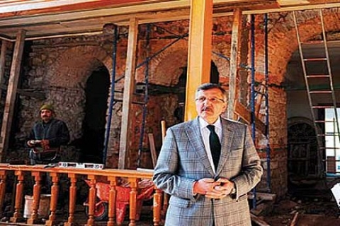 Zeytinburnu Belediyesi İstanbul'un ilk camisini restore ettiriyor!