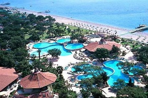 Martı Myra, yenilenmiş 545 odasıyla yaz sezonunu açtı!