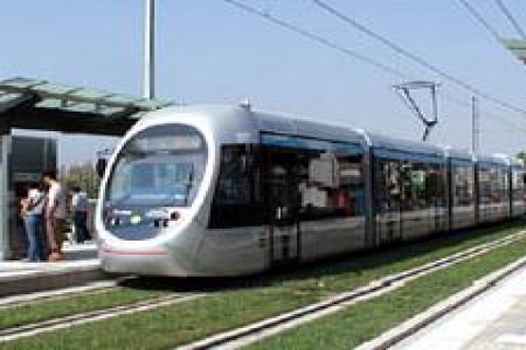 Edirnekapı-Topkapı tramvay hattı hizmette