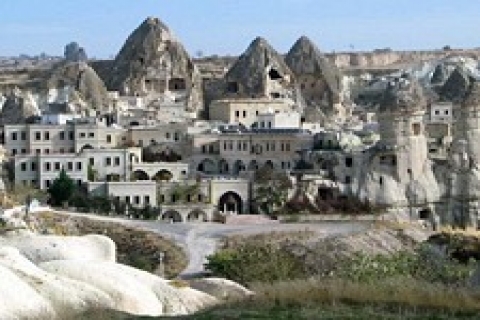 Kapadokya'da turistler kaya damlı butik oteli seçiyor!