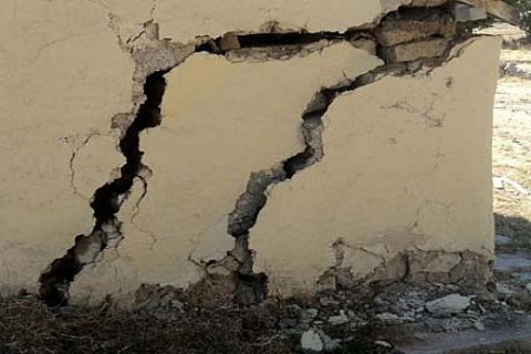 Muş'un Bulanık ilçesinde 5.0 büyüklüğünde deprem oldu! Bazı binalarda hasar var!