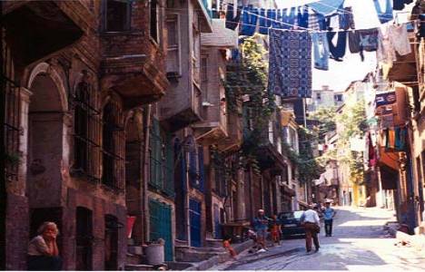 Taksim, Tarlabaşı'ndan Divan Oteli önüne kadar trafiğe kapanacak!